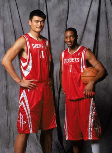 惊天逆转！阿森纳遭维拉绝杀 英超三强争霸白热化（绝境翻盘！维拉读秒击败阿森纳 英超三强争冠愈演愈烈）