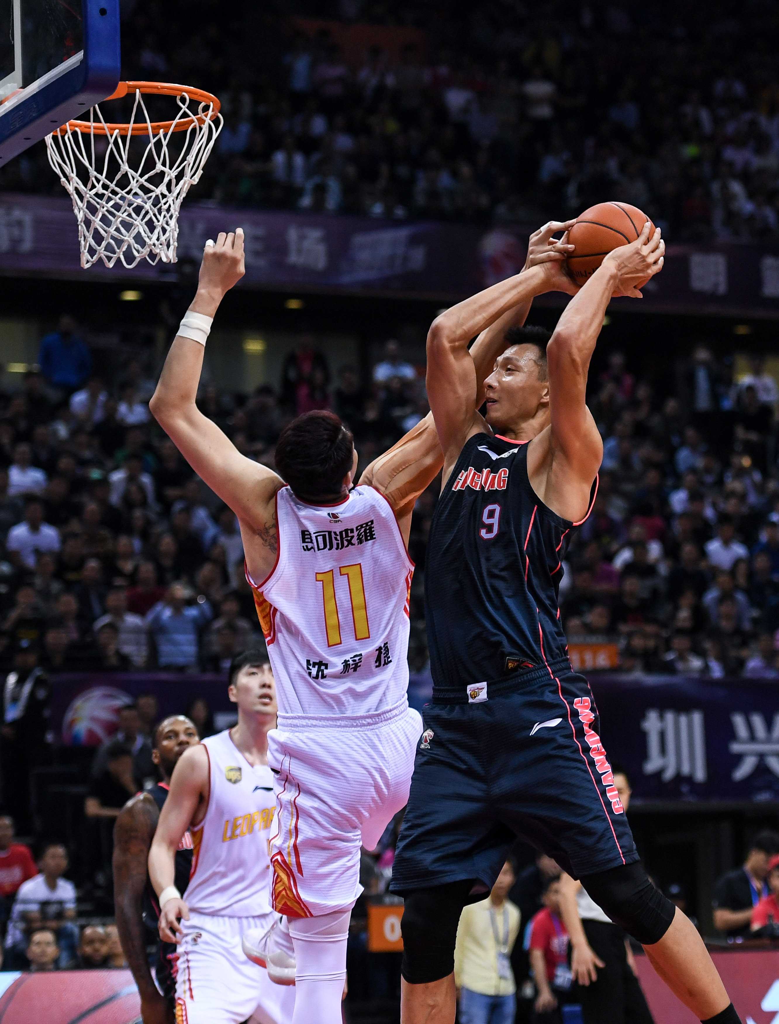 篮球湖人替补阵容得分爆炸，创赛季新高（湖人替补火力全开，得分刷新赛季新高）