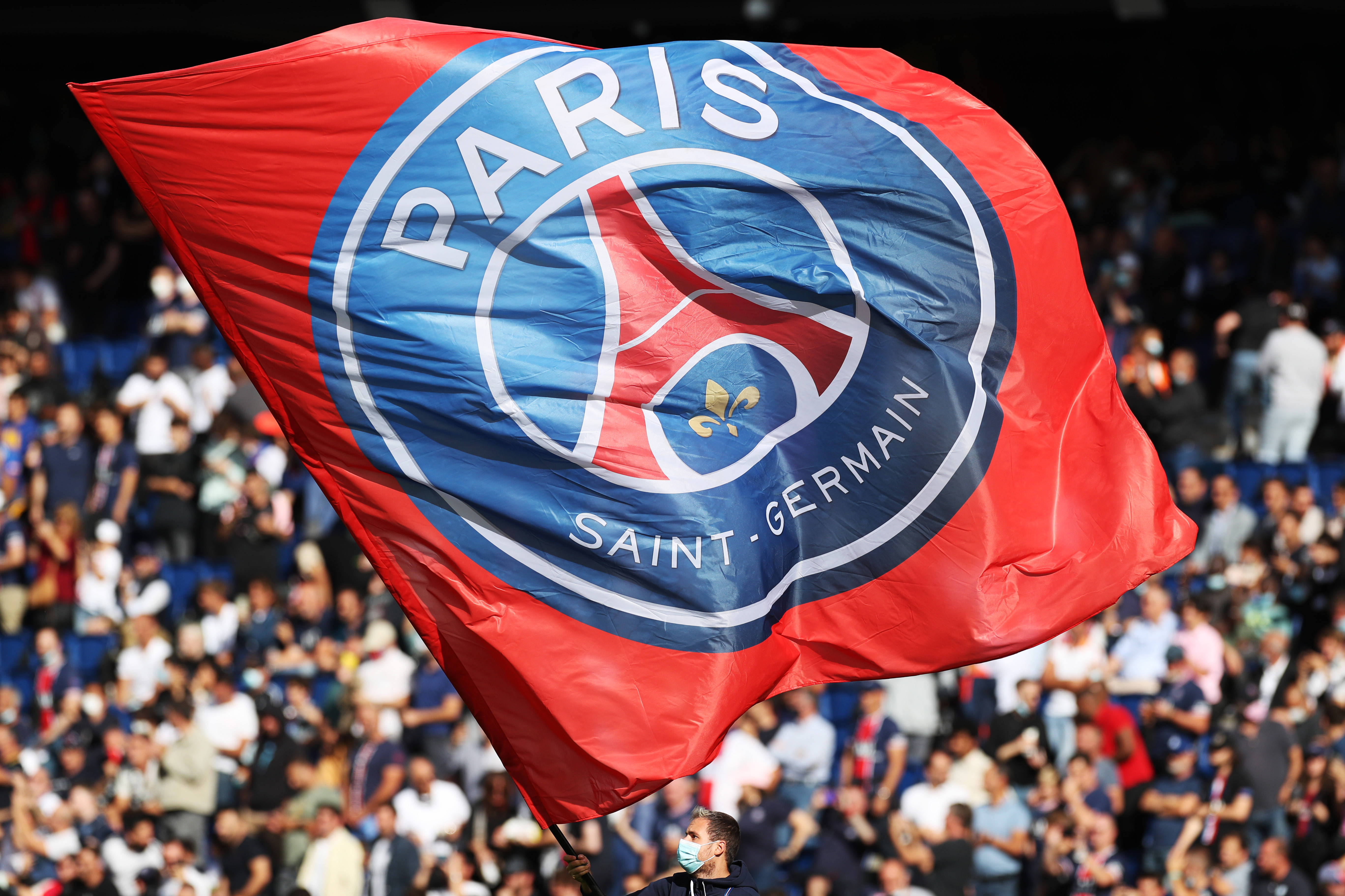 单届世欧预／欧预赛进球榜：哈兰德、莱万16球并列第一（单届世欧预／欧预赛射手榜：哈兰德与莱万同以16球领跑）